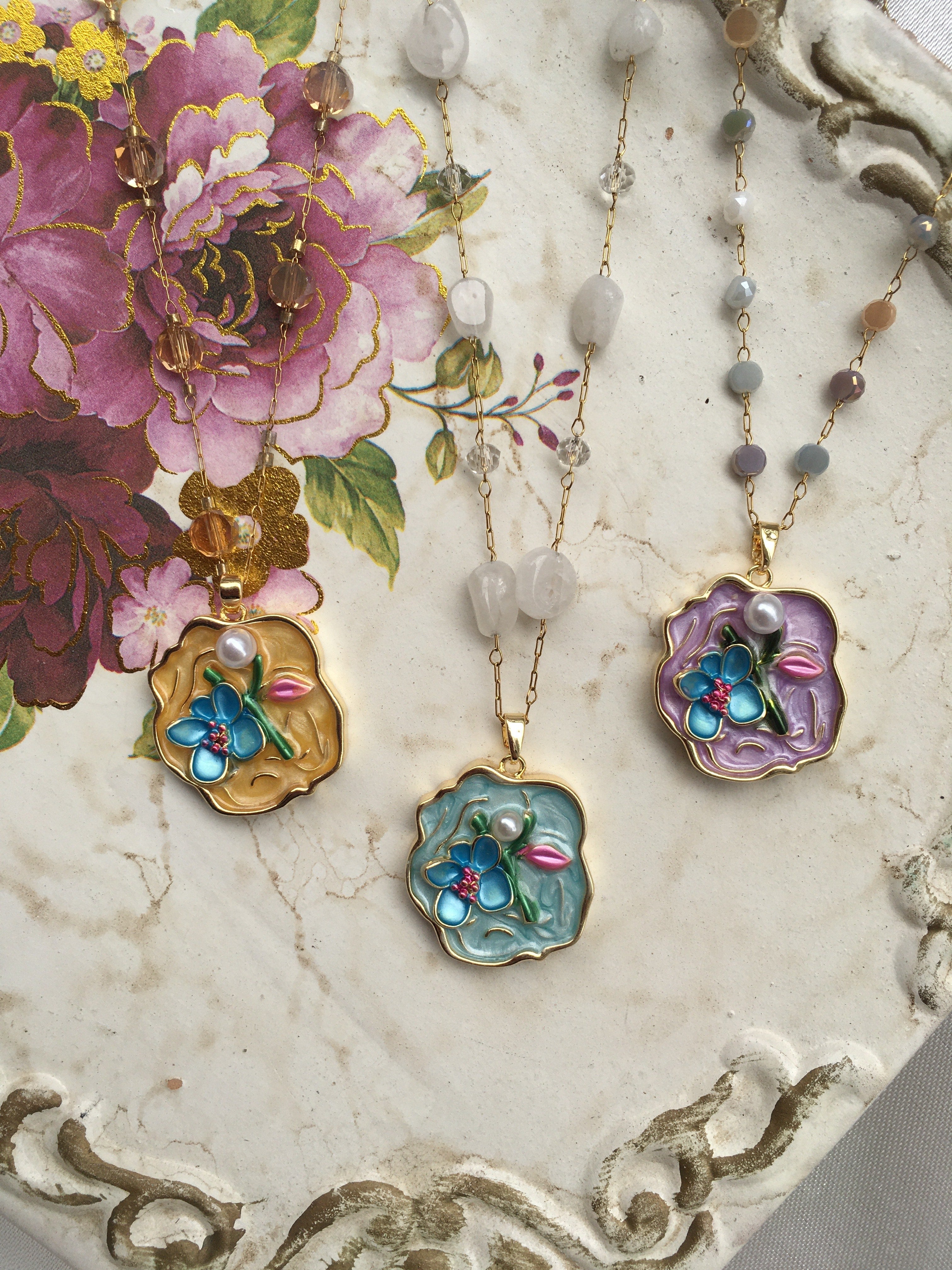 Chaines & Colliers