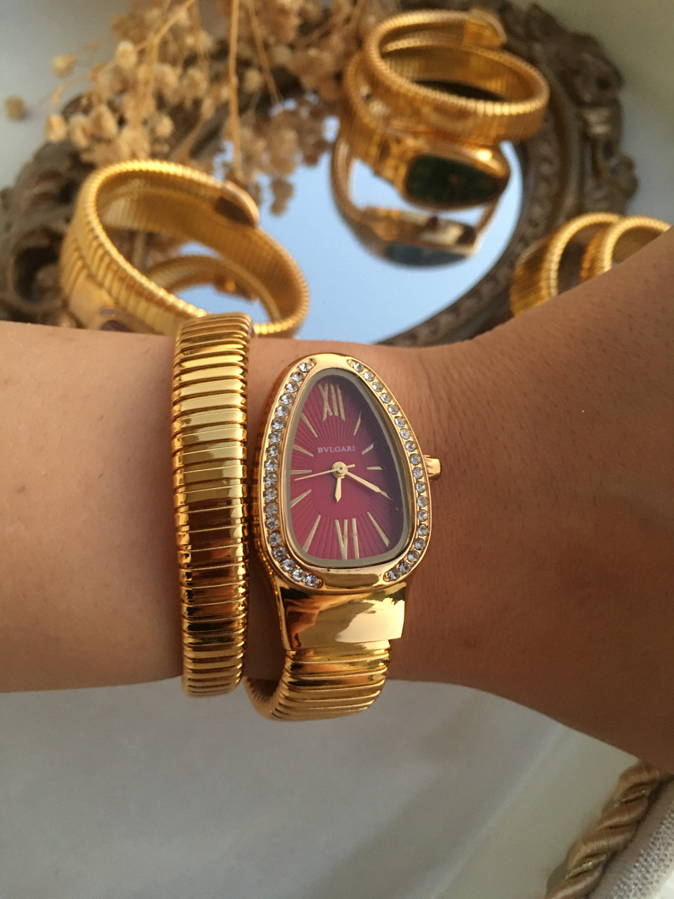 Montre BVLGARI Serpentine Rubis avec Strass