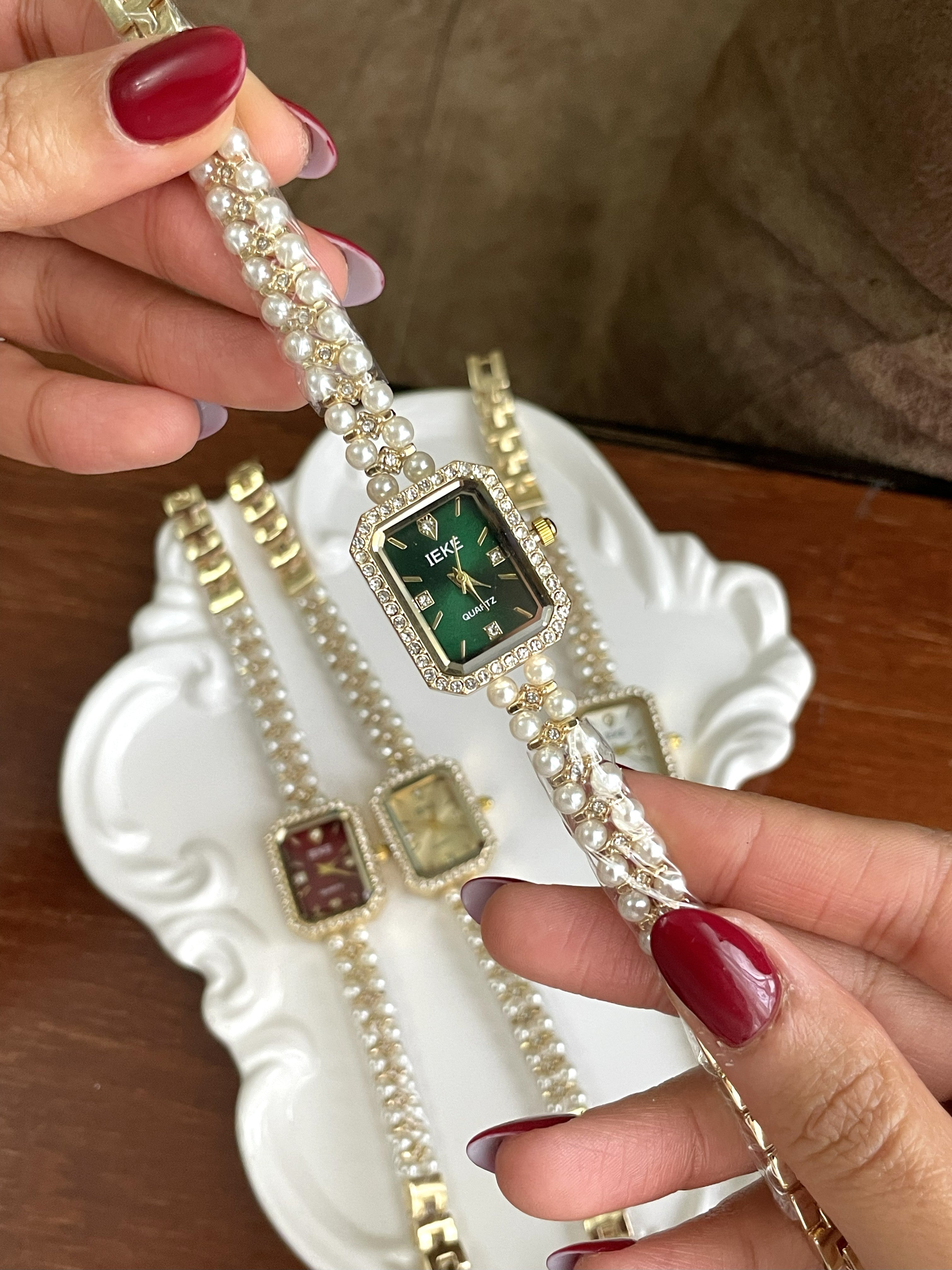 Montre Bijou PERLA IEKE™ – Élégance féminine & bracelet de perles (4 couleurs)