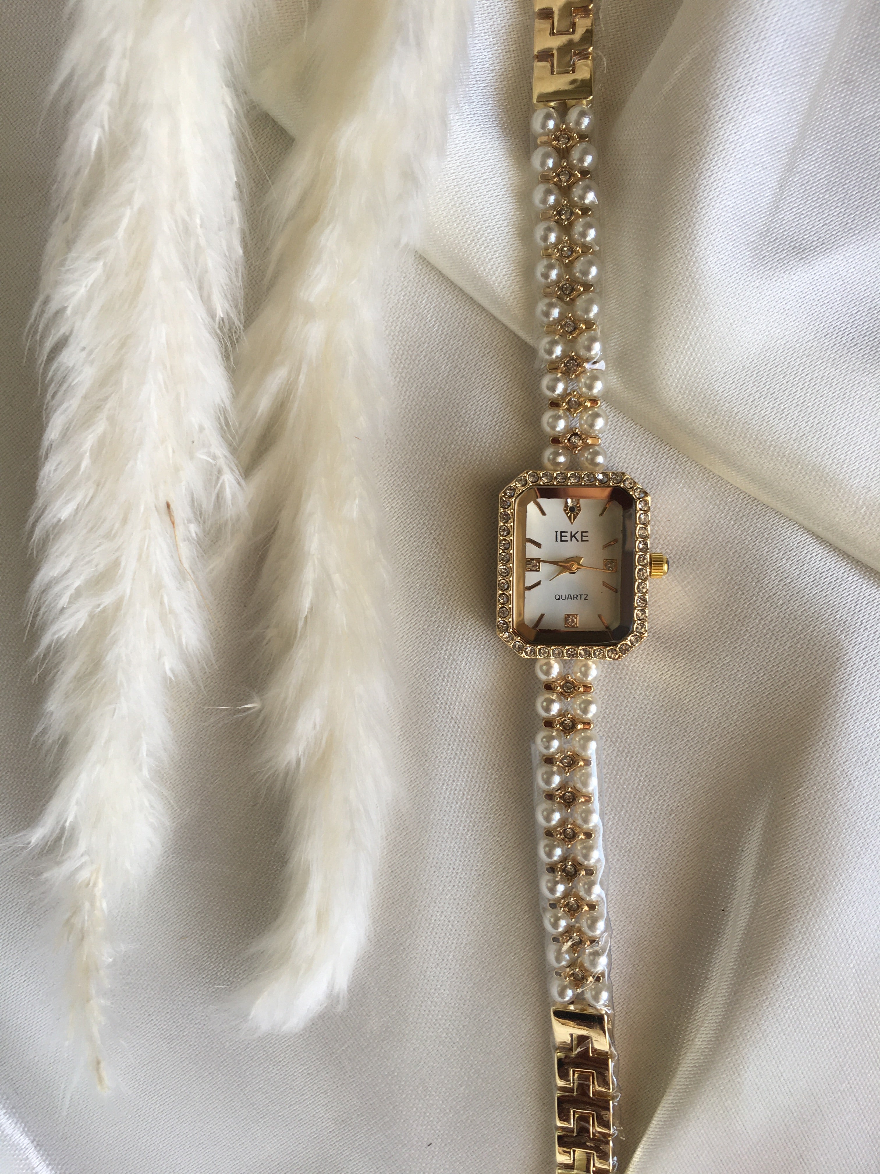 Montre Bijou PERLA IEKE™ – Élégance féminine & bracelet de perles (4 couleurs)