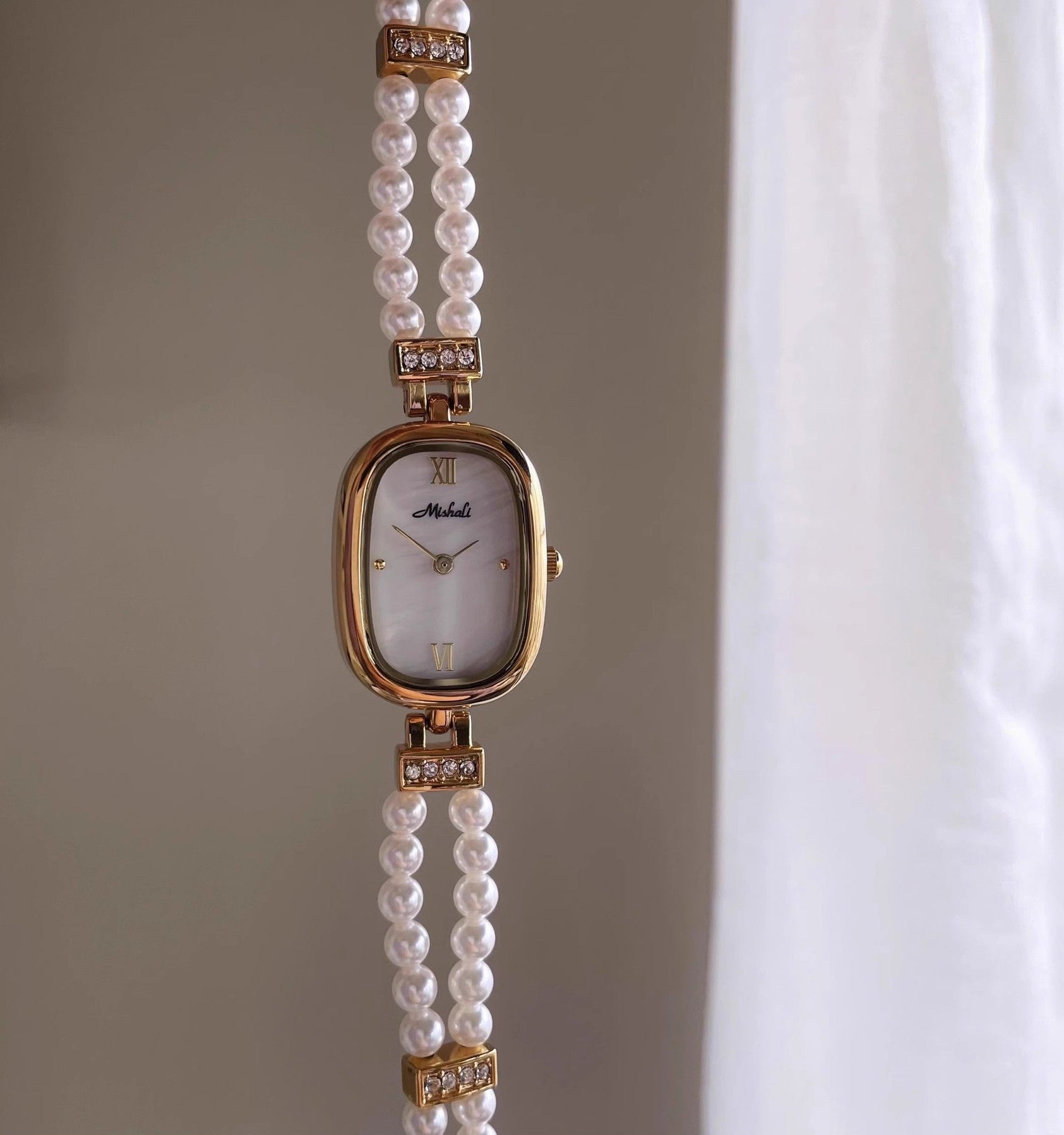 Montre Mishali Perla Femme – Bracelet Perlé & Cadran Nacré