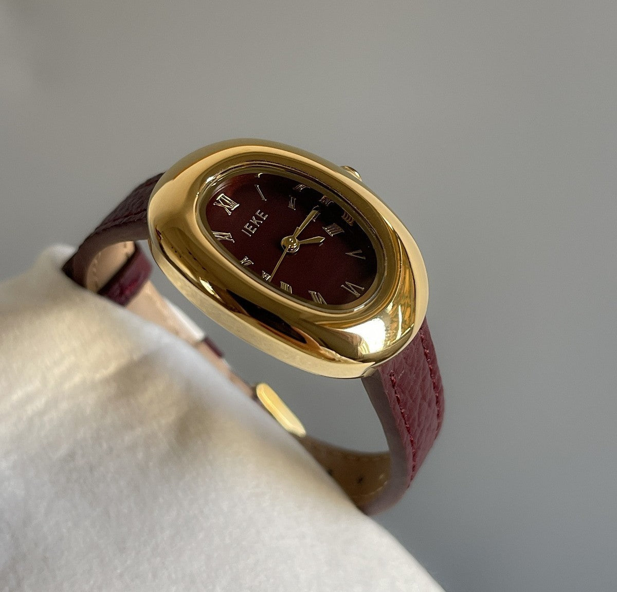 Montre IEKE style Baignoire - Bordeaux Grainé