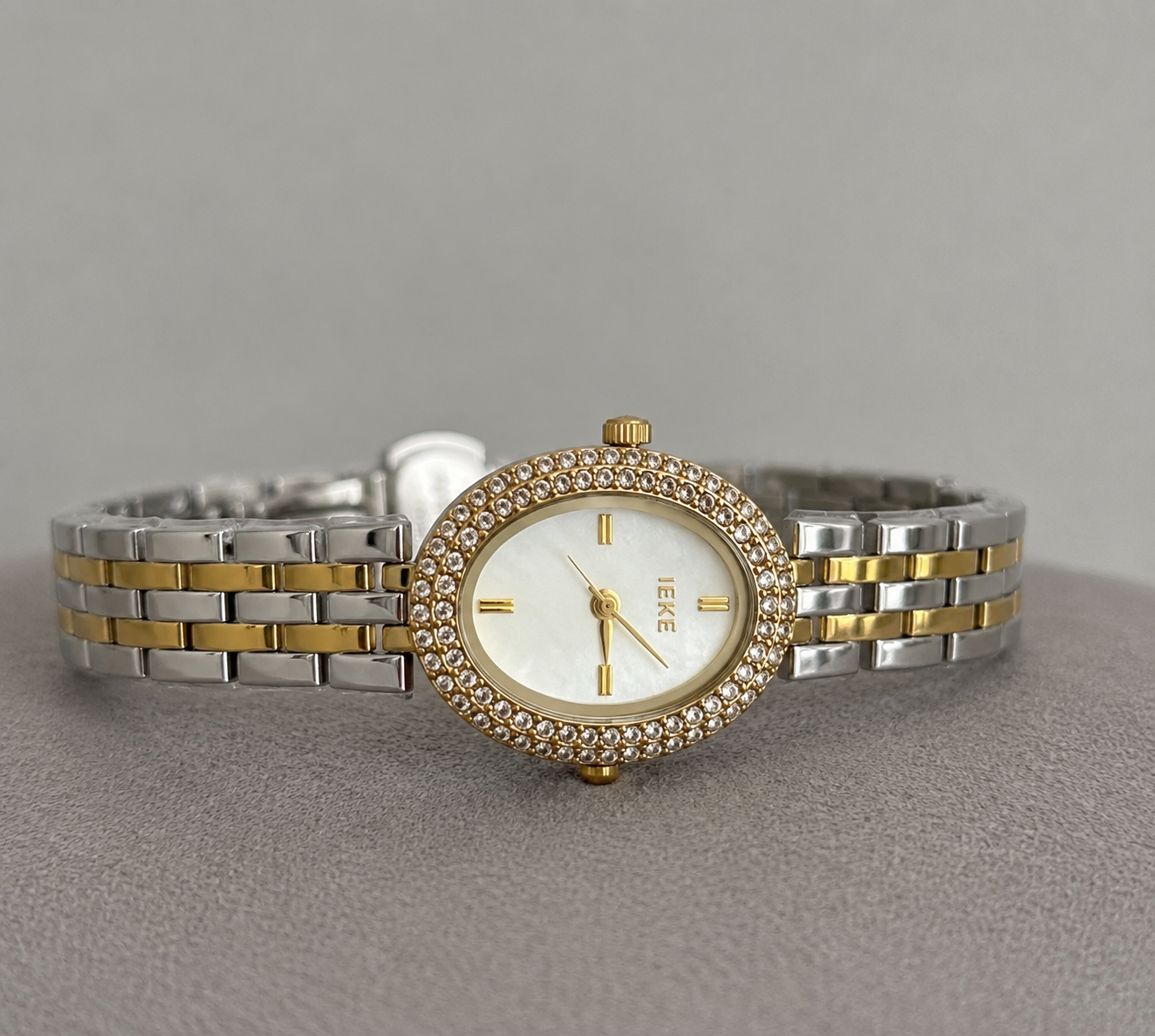 Montre IEKE Celina – Bracelet Acier & Cadran Strass